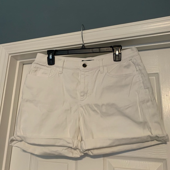 White Jean Shorts, Size 8 - Lauren Jeans Company Ralph Lauren - Picture 1 of 3
